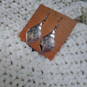 2 for 25$Silver Geometric Dangle Earrings